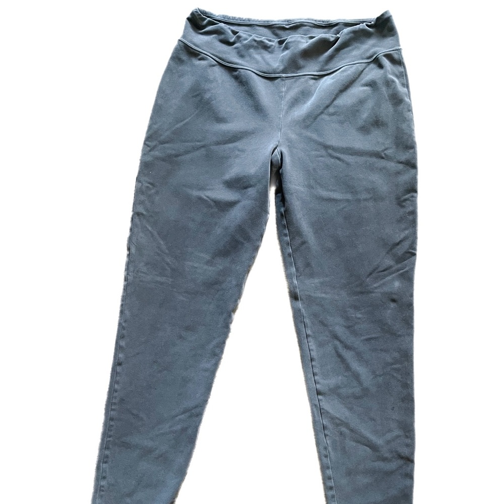 Cheetah Gray Leggings Large